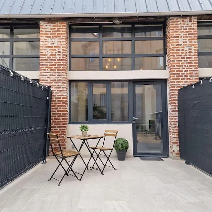 L'Atelier A Magnifique Loft Avec Terrasse Privee Apartment Saint-Etienne